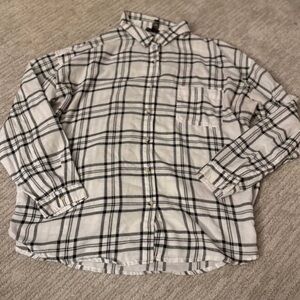 Men's White & Black Plaid Button-Up Shirt
